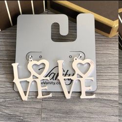 Cute LOVE Earrings 