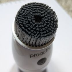 Proactiv Charcoal Pore Brush - Deep Cleansing Action
