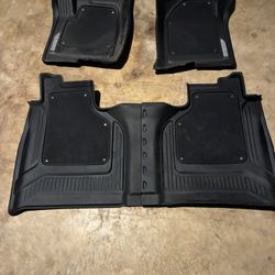 Floor Mates From A 2025 Chevy Silverado 