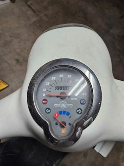 2012 Genuine Scooter Company Buddy 50cc