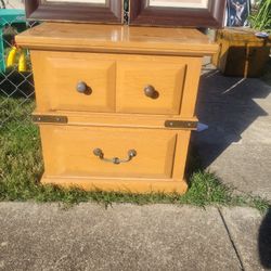 NIGHTSTAND OR SIDE TABLE 