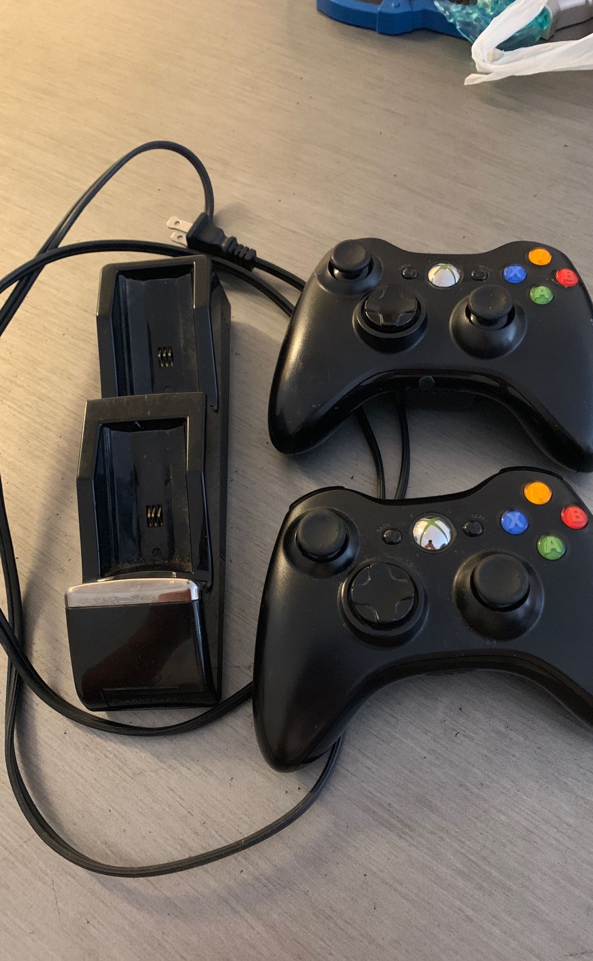 Control Xbox 360 with charge