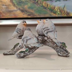 Lifelike 4 Birds on a Branch Sculpture