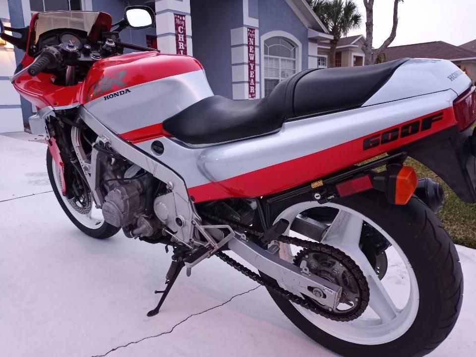 1989 Honda CBR 600f