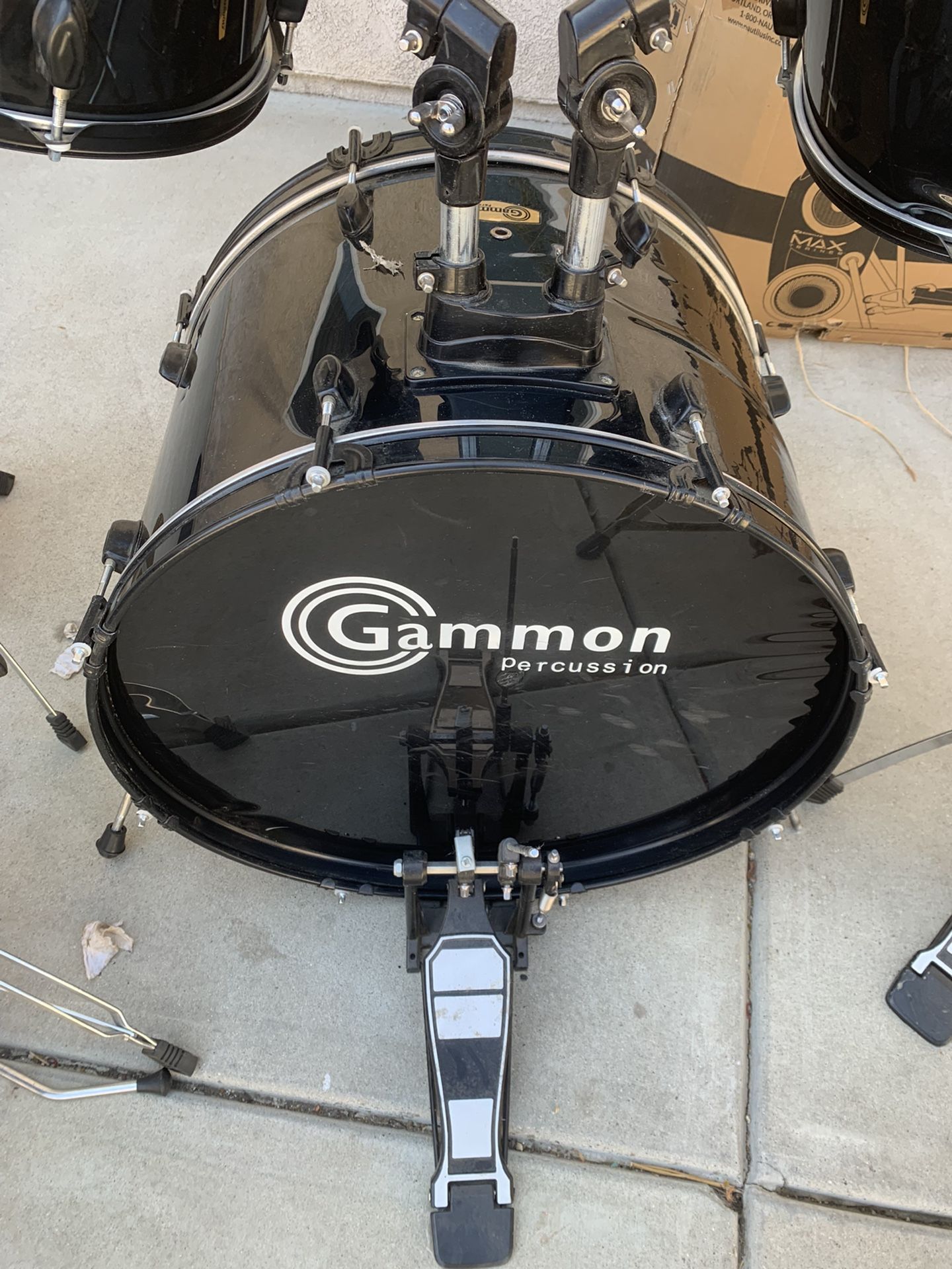Gammon Percussion Piece Drum Set