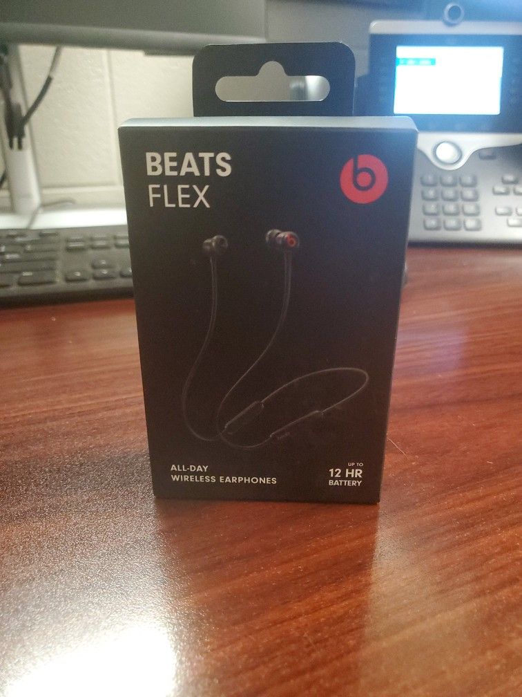 Beats Flex Wireless Earphones 12 Hour Battery