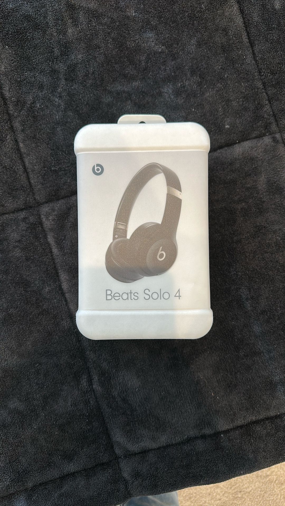 Beats Solo 4