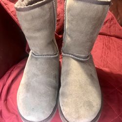 Women’s Ugg Boots, Gray