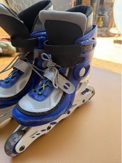 Roller blades size 5-6/7-8 adjustable good conditions