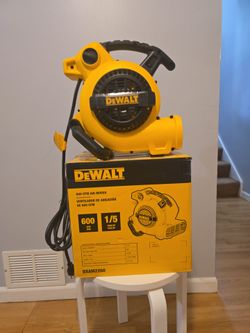 DEWALT DXAM2260 600 CFM Air Mover