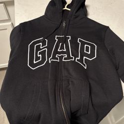Black GAP zip up fleece