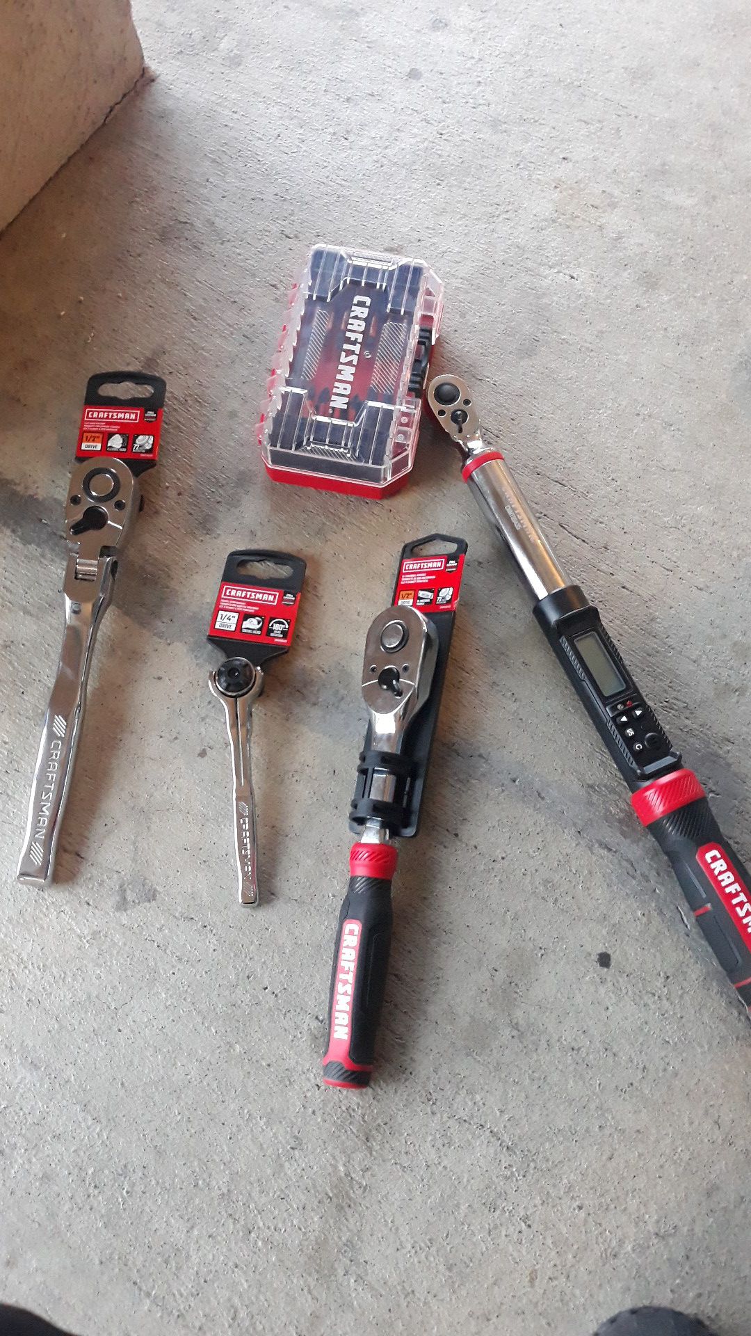 Craftsman brand new ratchets digital torque wrench 1/2 Price $200