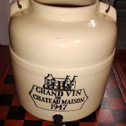Large, vintage stoneware crock (with handle) from Corona Stoneware..