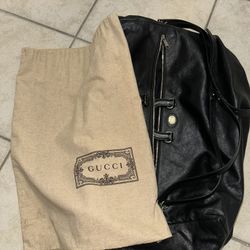 Rare Gucci duffle bag 1 of 1 style with Built-In Back Back Straps 