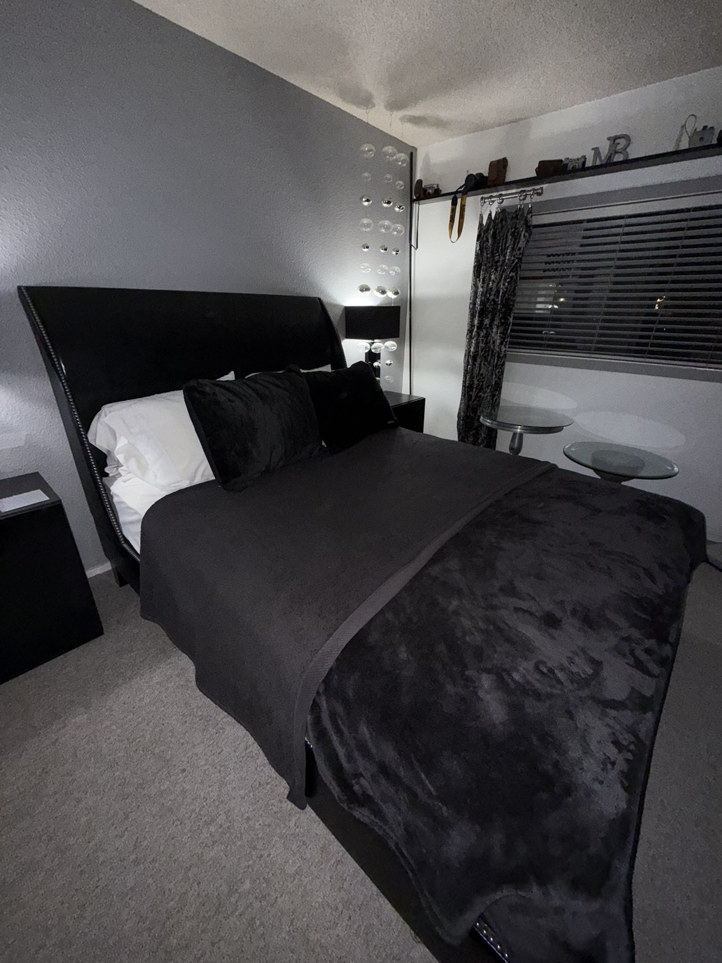 MOVE OUT SALE : Modern Black Bedroom Set