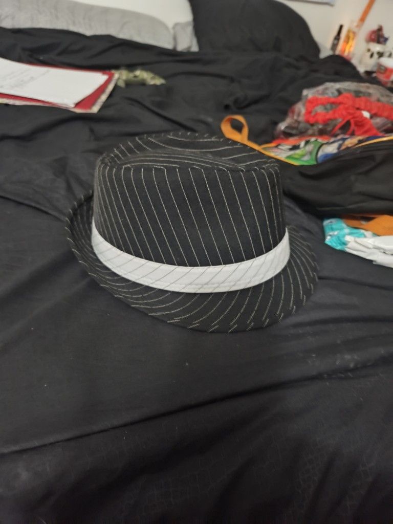 Costume Hat With Pinstripes
