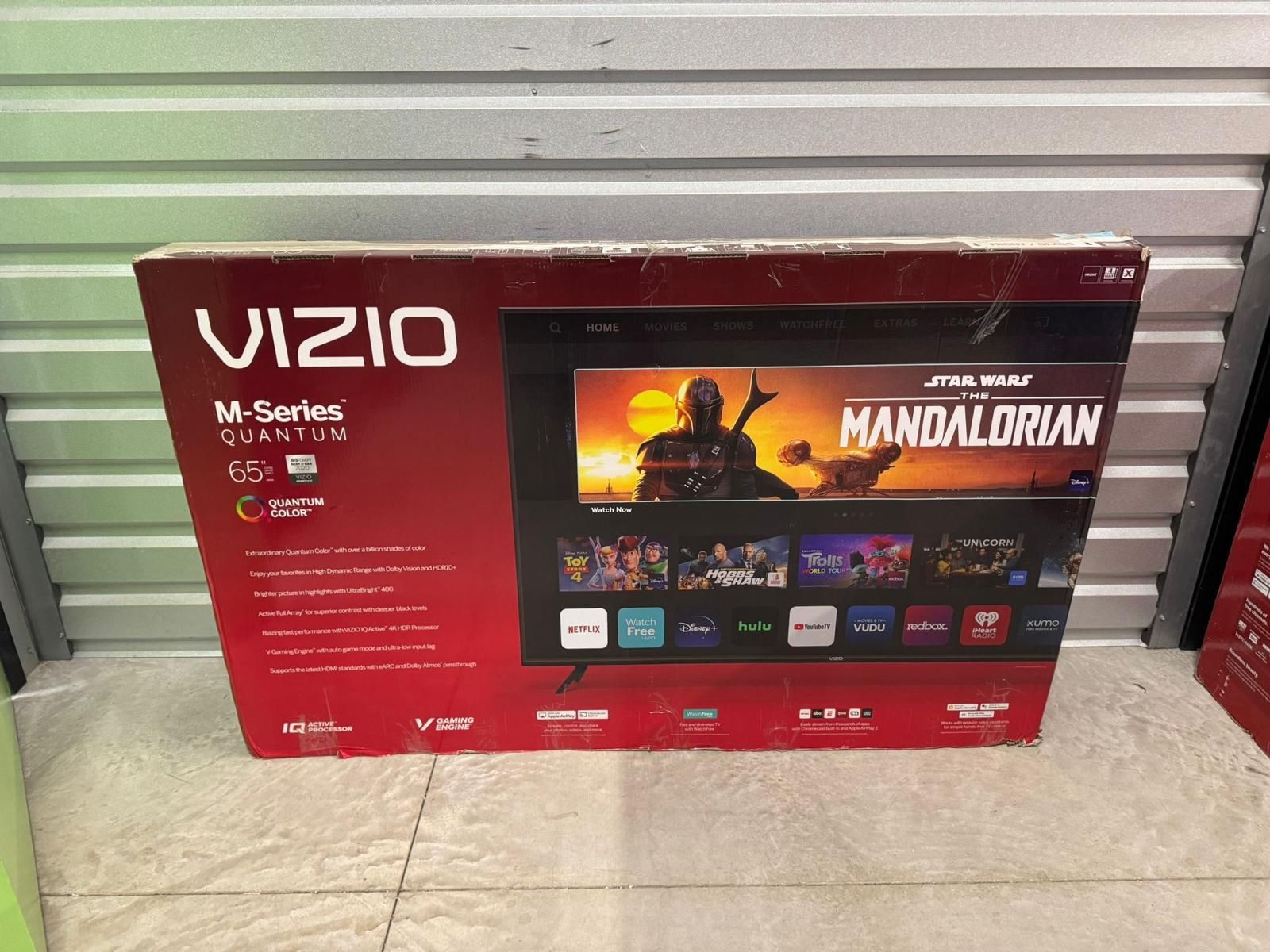 HD382 65” Vizio smart 4k led Uhd tv floor model