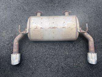 Infiniti Q50 muffler