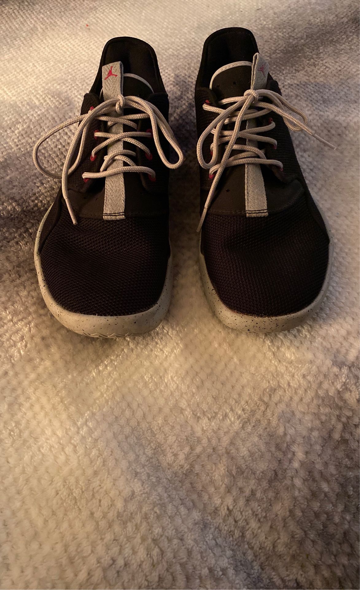 Jordan Eclipse Size 7y Lightweight