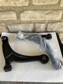 06-14 HONDA RIDGELINE SUSPENSION LOWER CONTROL ARM SET—$80