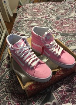 Pink vans never worn size 6.5 in men’s and 8 in women’s