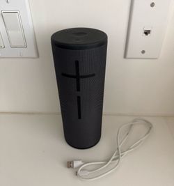 Ultimate Ears Megaboom Speaker
