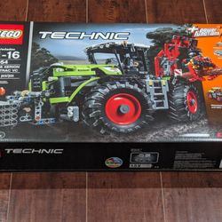 Brand new retired LEGO #42054 motorized Claas Xerion farm tractor