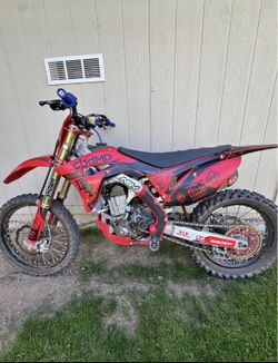 2017 Honda CRF450R – Clean, Low Hours, Loaded with Upgrades – Clean Title