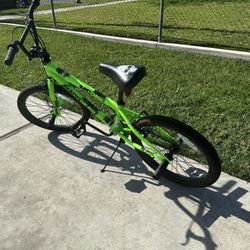 Boys bike 
