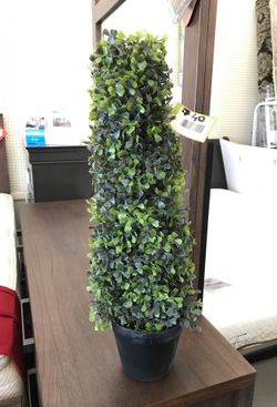 Brand New Artifical Tree