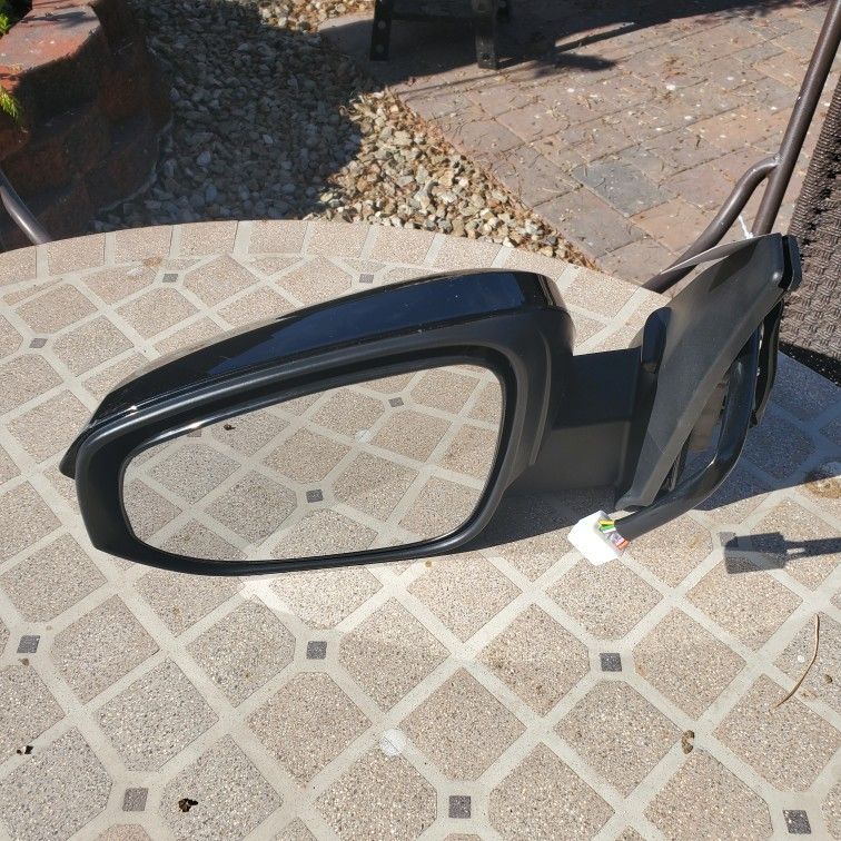 Toyota 4runner 2014-2024 Left Driver Side Mirror Lqito With Manual folding Power Glass Heated Turn signal Puddle Light Black