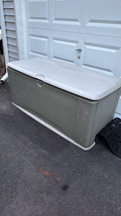 Storage Chest by Rubbermaid
