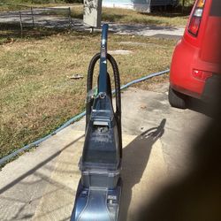 Hoover Spin And Scrub Carpet Shampooer With Upholstery Hose