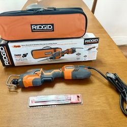 RIDGID One-Handed Orbital Reciprocating Saw w/ Case & Blades