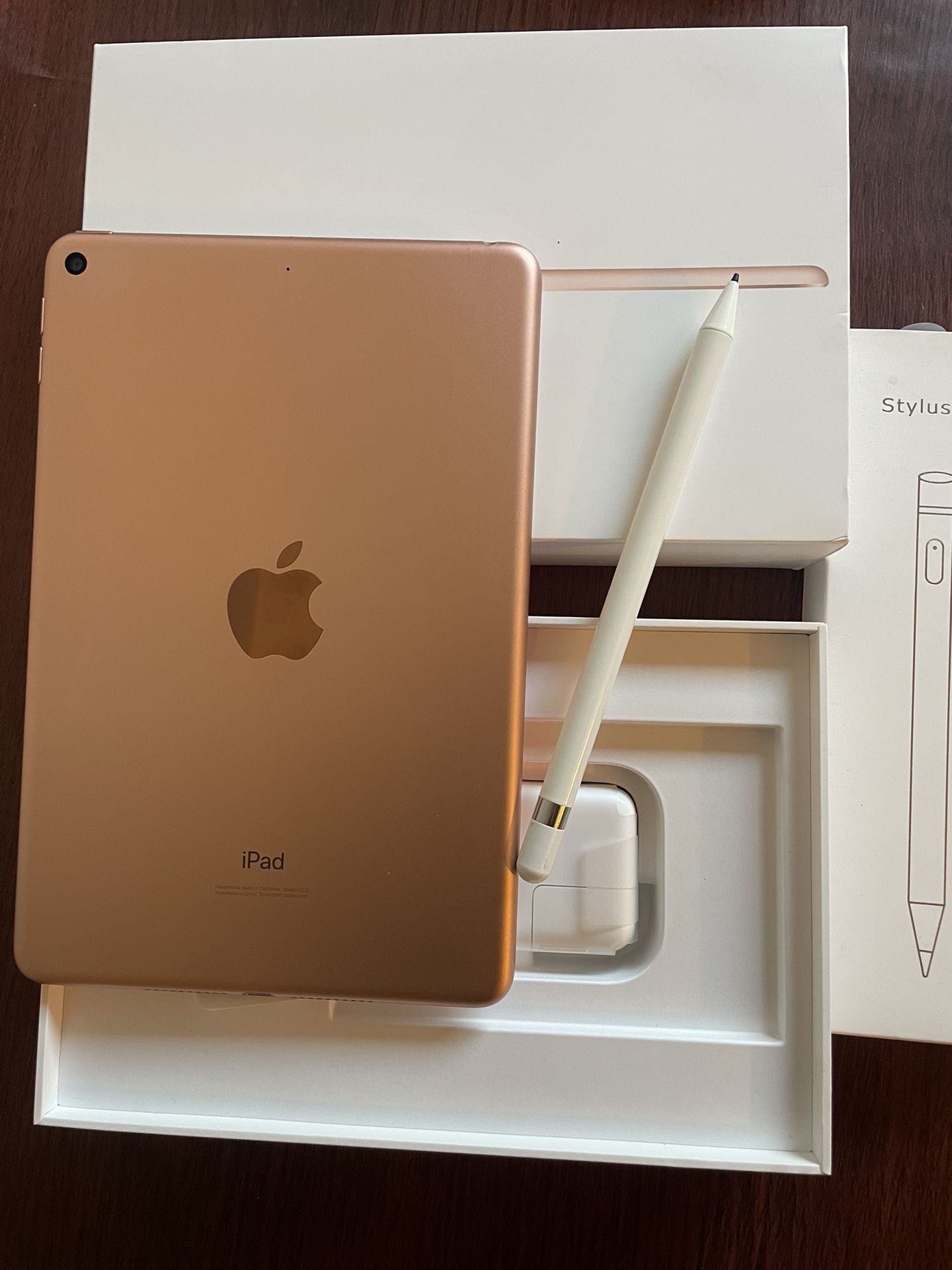 Apple iPad Mini 5th Generation 256gb (Gold) with Pencil And 