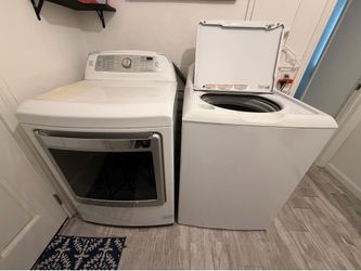 GE Washer Dryer Set