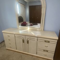 Beautiful Bedroom set