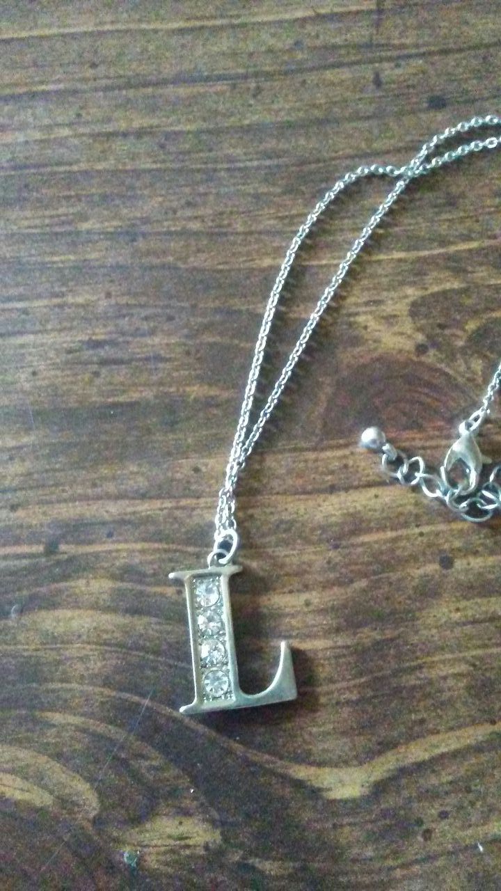 Silver L necklace