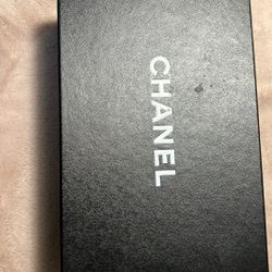 Chanel Size371/2
