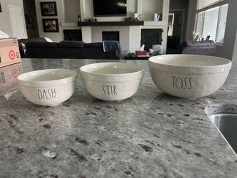 Rae Dunn bowls