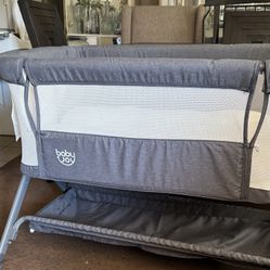 Baby Bassinet & Bouncer 