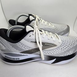 Brooks Adrenaline GTS 24 Shoes Women's 10.5 B White Running Athletic Sneakers