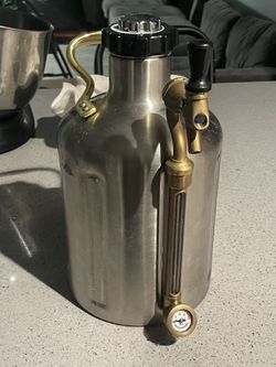 Growlerweks Co2 Beverage Growler