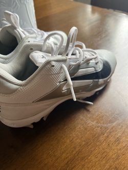 BOYS NIKE ALPHA FOOTBALL CLEATS
