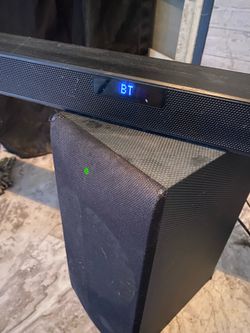 LG soundbar SL4Y 300 watt with subwoofer