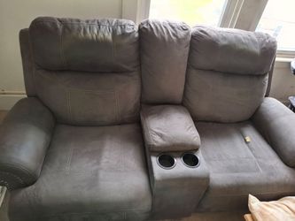 Loveseat recliner