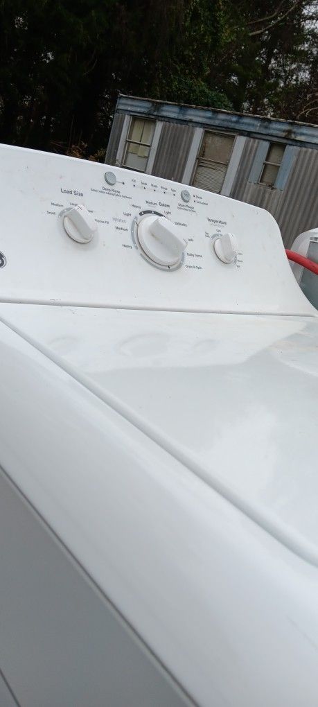 GE WASHER AND DRYER (NEEDS REPAIR)