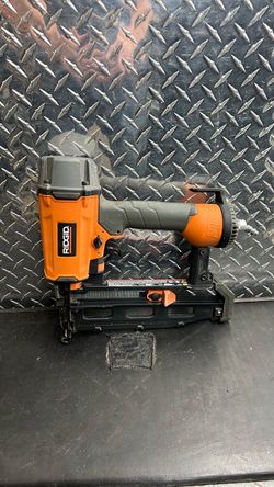 Ridgid R250SFE Pneumatic 16g Straight Finish Nailer