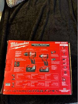 Milwaukee combo kit (never opened)