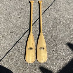 2 Wooden OARS (New Condition )